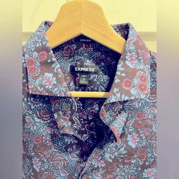 Men’s Express Floral Dress Shirt - Picture 2 of 3